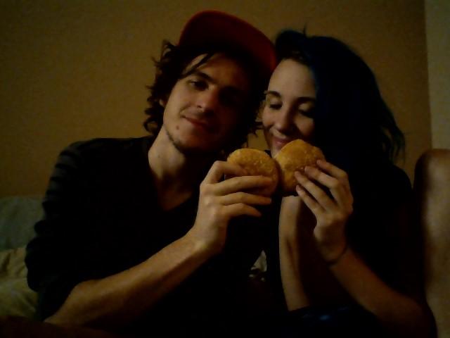 antonnhaley's tweet photo. burger prom king and dreamy burger princess with HOT sauce @BurgerKing  #burgers #fastfood #jesuschrist #hiphop #poo http://t.co/k7uqqqJLWl