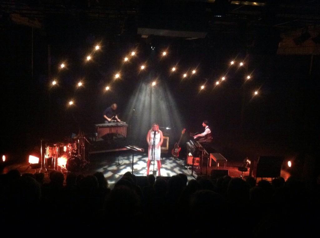 JesperSchelling's tweet image. Gisteren stonden we met @Hademini in een oude cement fabriek omgebouwd tot theater in #maastricht! #toplocatie