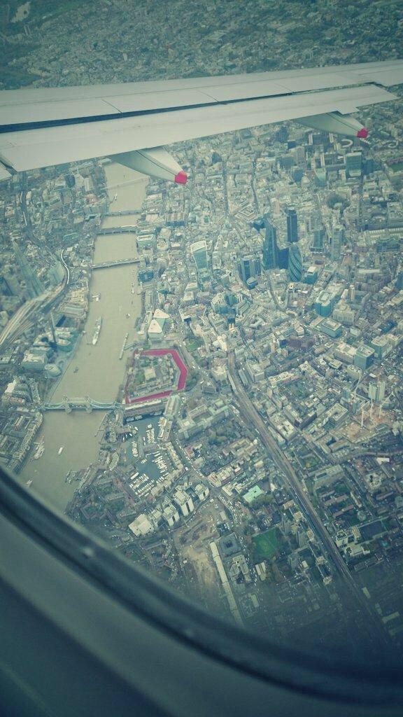 B1vmZmWCUAErrTl.jpg:large