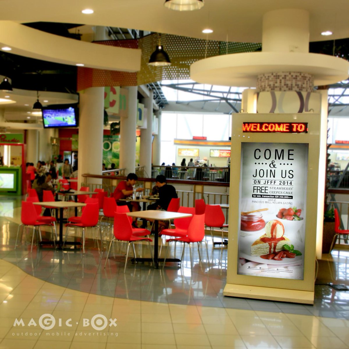 MagicBoxAds's tweet image. Pancake? ya Pancious @panciouspancake melipir yuk ke @MKGLaPiazza #scrollingdisplay #pancious #magicboxads #creative