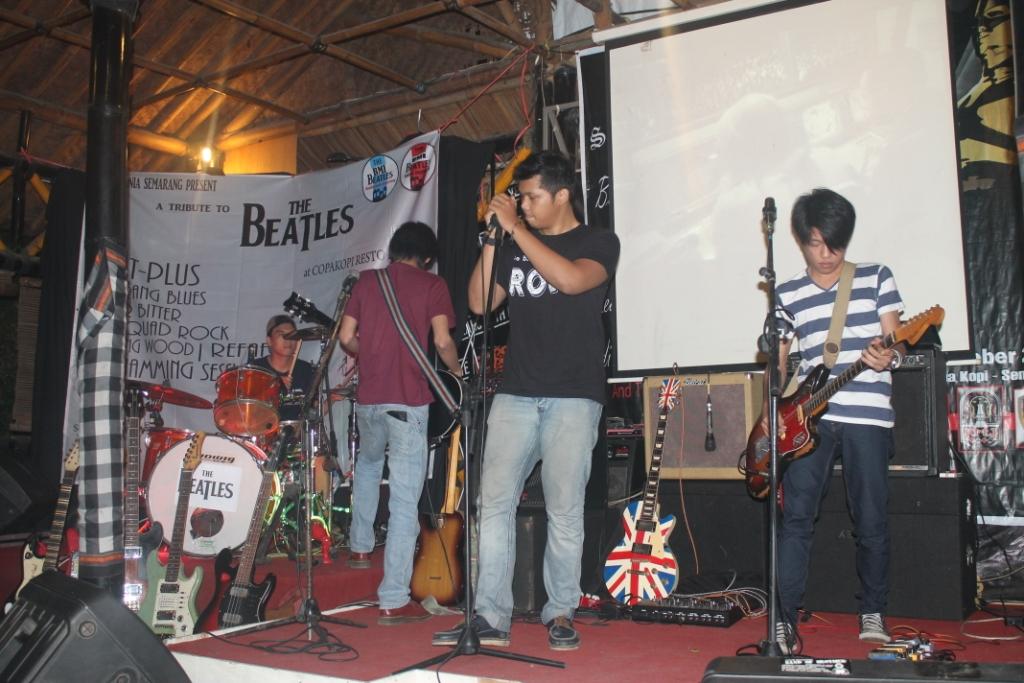 BeatlemaniaSMG's tweet photo. @BamsquadROCK still singin' .. Hey Jude! http://t.co/ZUkEmVnN0O