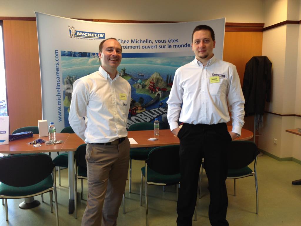 paulp_si's tweet photo. Au forum #isimatic ce matin à l'@isima5 surle stand #Michelin http://t.co/rrknRGVhKg