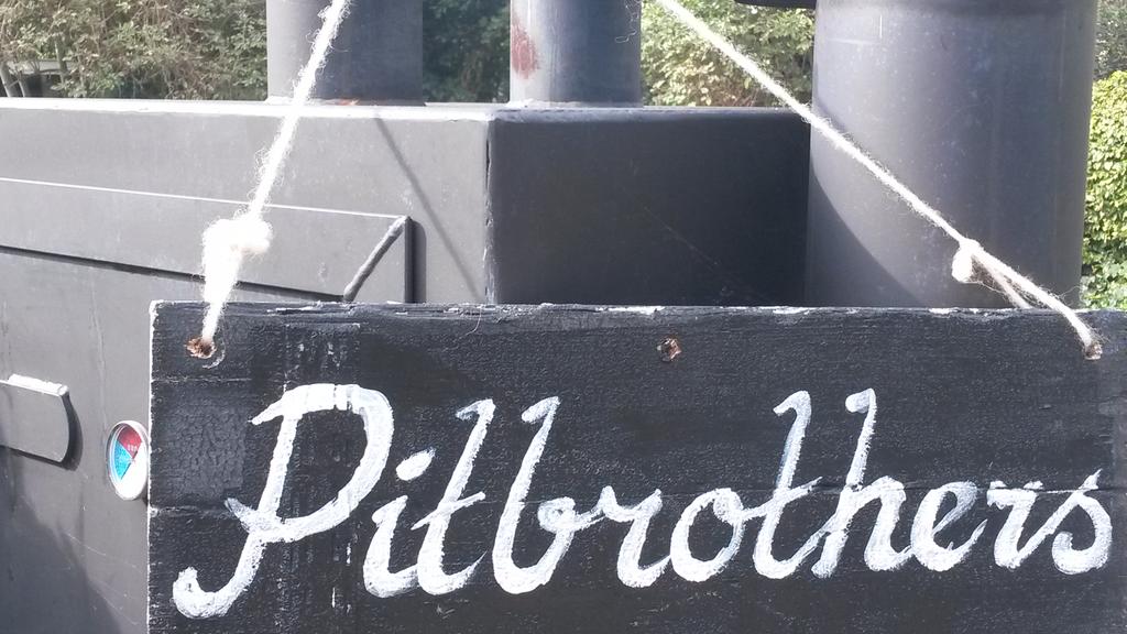 Vanaf half 12 pulled pork op Prins Hendrikbrug. #058 #achmea #ing #aegon #eniederandernatuurlijk! Tot zo, tot daar!!!