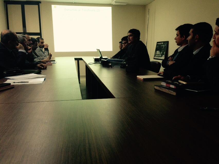 Kaymakamımız başkanlığında, İlçe okul ve kurum müdürlerine kamu etik ilkeleri hakkında sunum yapıldı...