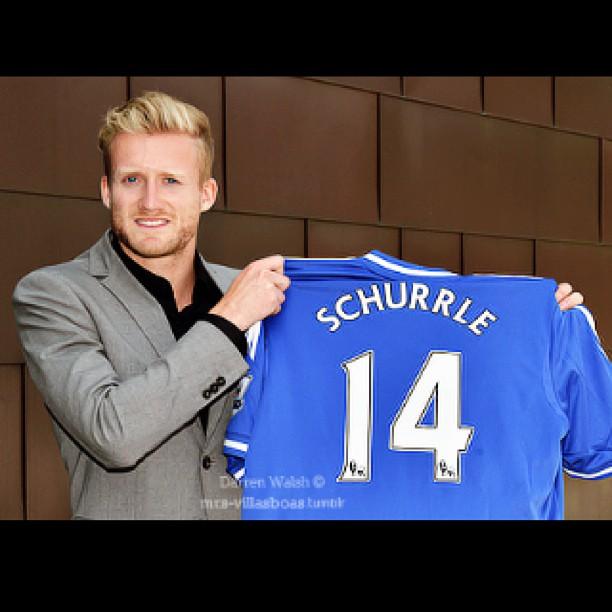 Happy Birthday Andre Schurrle! Who turns 24th today. 