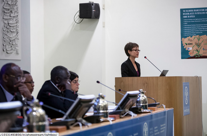 OneAcreFund's tweet photo. It was an honor share our vision of #farmersfirst at the recent UN #CFS41. Some highlights-->http://t.co/wLEuND9ePv http://t.co/aQtHWci4Sg