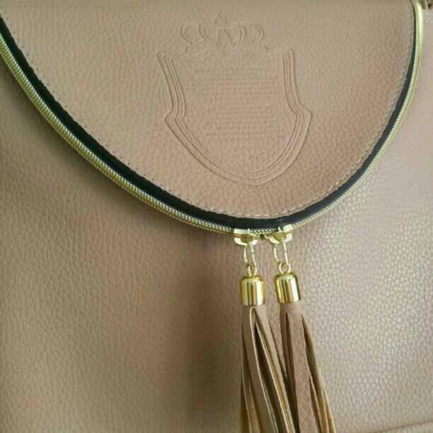 netwabcom's tweet image. 『ショルダーバッグ♪ ベージュ』をフリマアプリFrilでチェック！ 

fril.jp/item/fd77328c9…