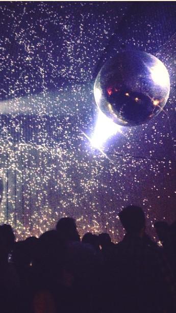 townerrosewarne's tweet photo. All about dining, drinking, dancing &amp; disco balls at #TheArch #bethnalgreen #lifeiscomplete http://t.co/U4CqzXf21N