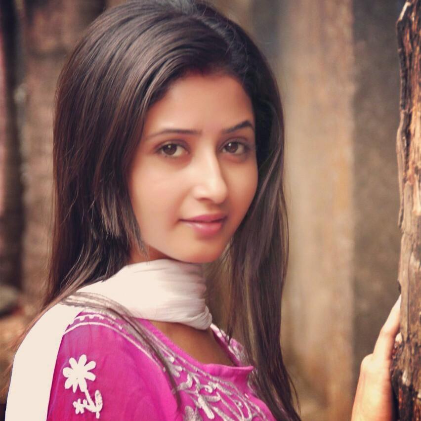 Sana Amin Sheikh/ Sana Sheikh Off screen Picture/Image/Picture