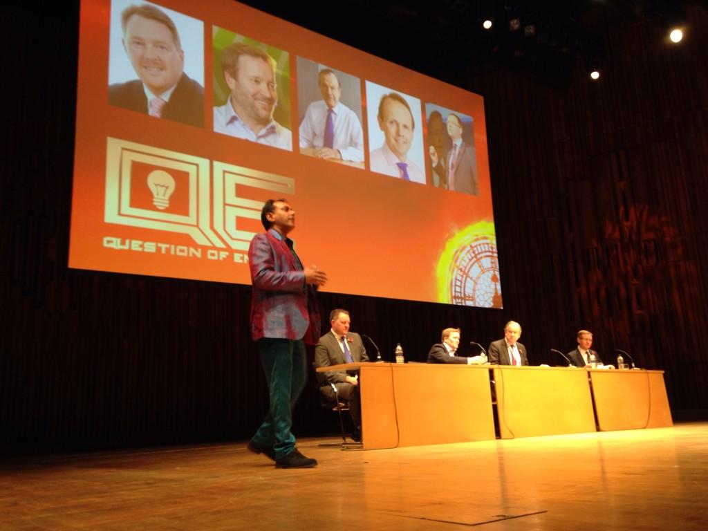 EnergyLiveNews's tweet photo. Question of Energy kicks off! #BigSix #BusinessforBritain @EY_UK_Energy @StephenBeynon #EL2014 #energy http://t.co/7r4YaRYyub