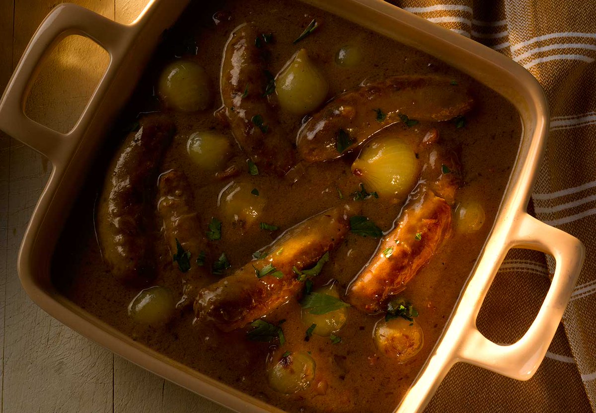 GBsauce's tweet photo. Jack Frost has arrived! Our very own #BritishSausageWeek casserole for us tonight.  Make a promise to try it ... http://t.co/XpDiri3UX8