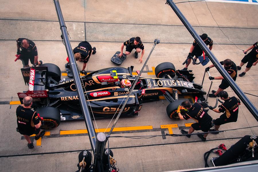burn_jp's tweet photo. ラスト2戦！今週末に迫った #F1 ブラジルGP #burn http://t.co/Kgj9SZ2Ndo