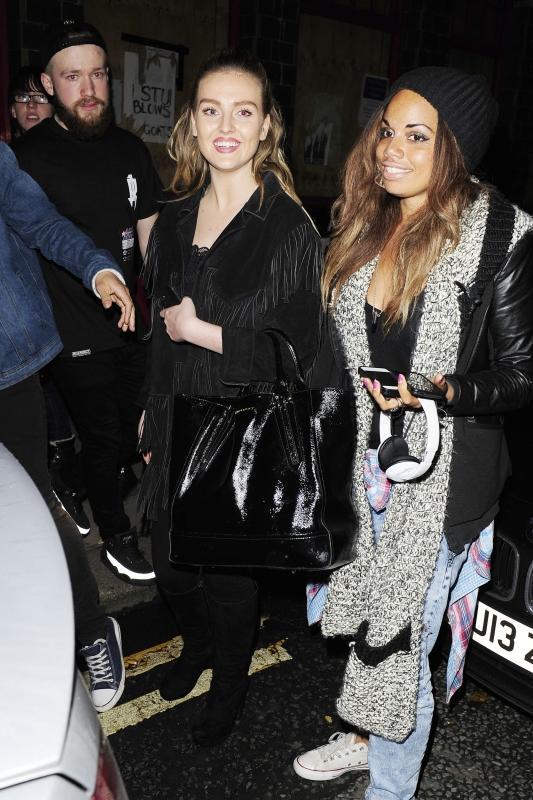 PerrieIsBeauty's tweet photo. Perrie Leaving the Rixton gig in Koko London 3 days ago #PerrieFacts http://t.co/KFD3dxoH7M