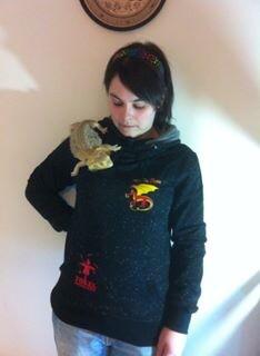 LizzyFireLizard's tweet image. With a heavy heart I announce Salazar the Supreme has passed on to Lizard heaven.This Fire Lizard now flies solo! :'(