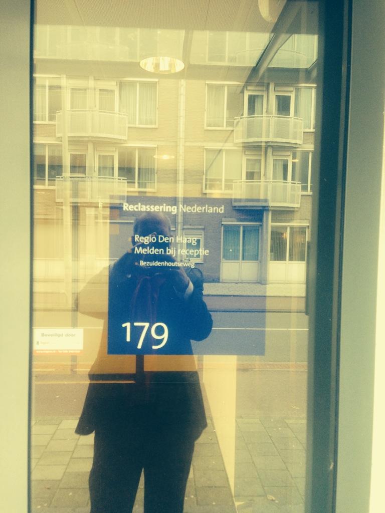 Mini-stage <a href="/programmaVHH/">Veiligheidshuizen</a> <a href="/haaglanden/">Haaglanden</a> gecombineerde en geintegreerde straf- en zorgaanpak met alle partners erbij