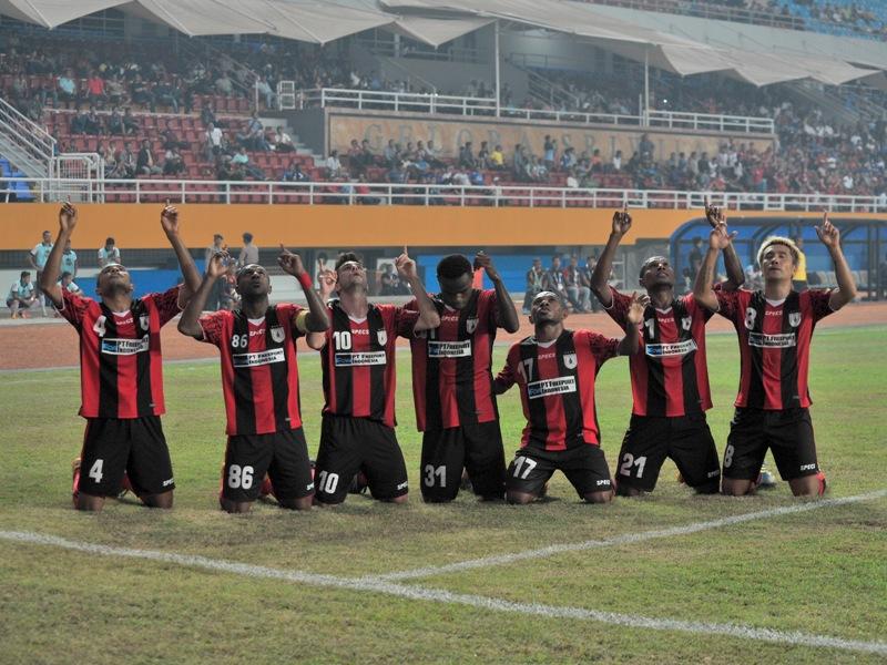Kamu jago siapa gaes? "<a href="/VIVAnews/">VIVAnews</a>: RT <a href="/VIVAbola/">VIVAbola</a>: Ini Strategi Persipura Hadapi Persib Bandung dlvr.it/7RDHF2 "