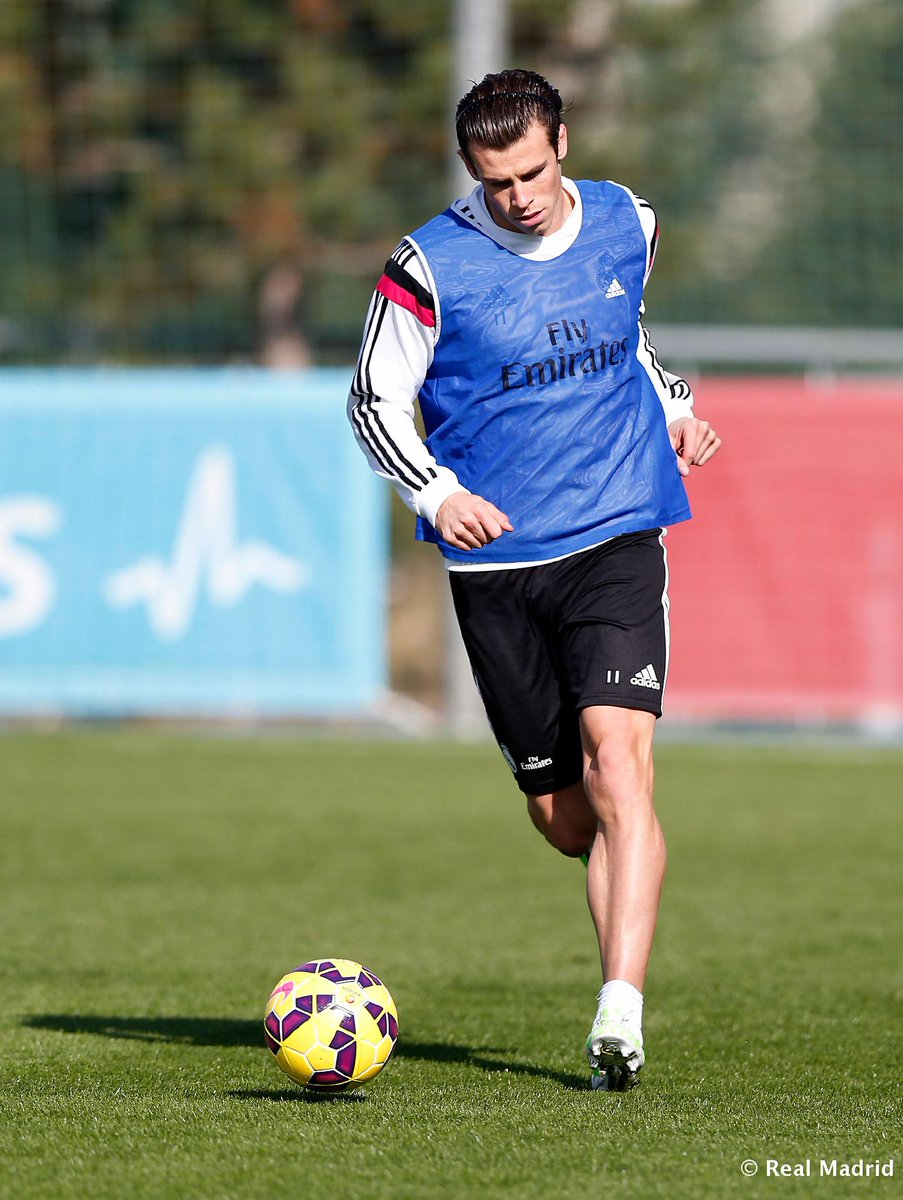 realmadrid's tweet photo. Penúltimo entrenamiento antes de recibir al Rayo (@RVMOficial) #RealMadridvsRVM #HalaMadrid http://t.co/0WQeHgG1Y1