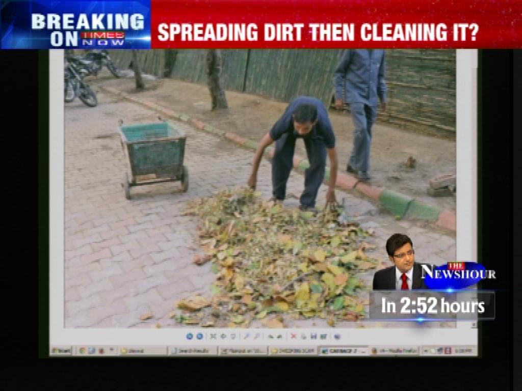 Dirt spread before Satish Upadhyay and Shazia Ilmi participate in 'Clean India' campaign #CheatingCleanIndia