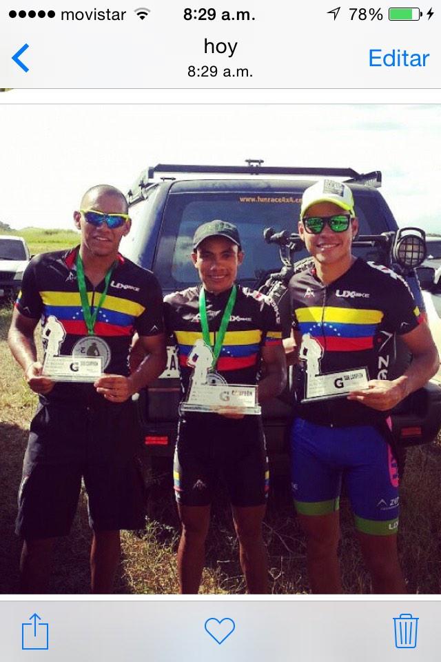 elmostrico_21's tweet photo. 4 y última válida Gatorade 2014 http://t.co/uOJvLNDU0p