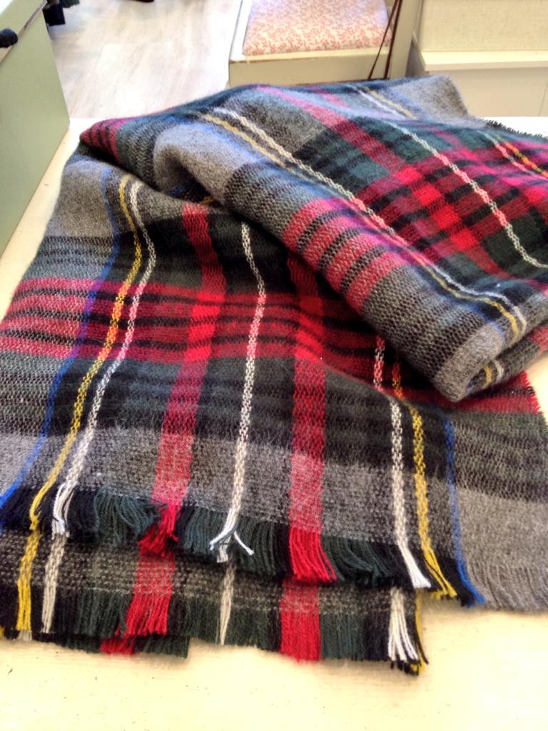 Gorgeous sift tartan wrap £18