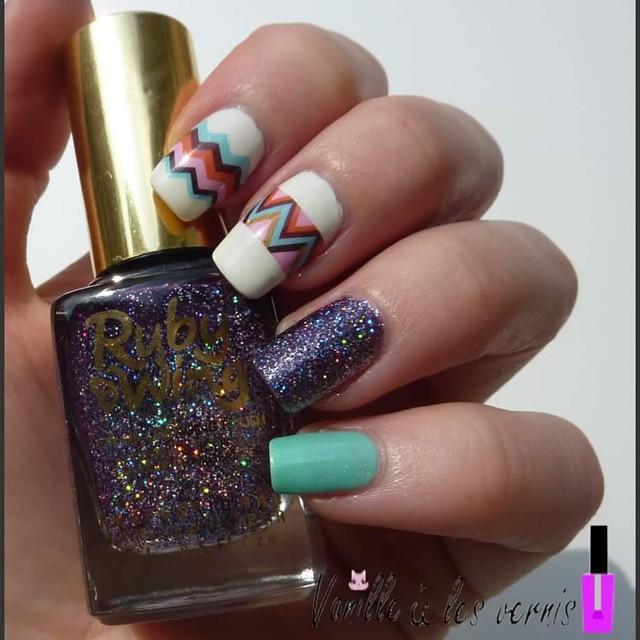 RubyWingPolish's tweet image. Show us your nail art! Use #rubywing for chance to be featured! 
(image:bit.ly/10a4qYR)