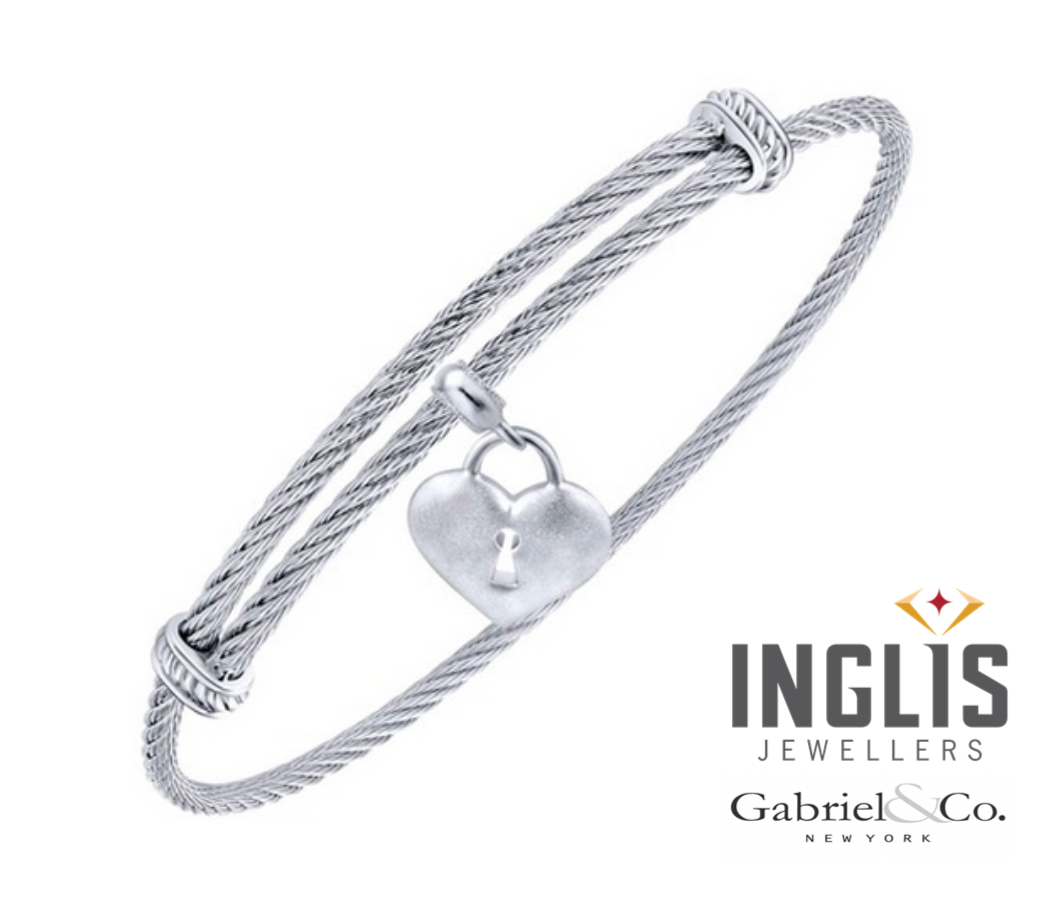 inglisjewellrs's tweet photo. ***CONTEST ALERT!*** Follow us and RETWEET to win this @GabrielCoNY bracelet! Draw at 8pm AST! http://t.co/TICPH3fn1O