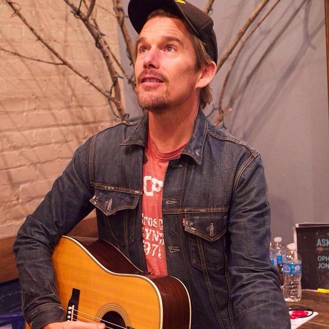 Happy birthday Ethan Hawke!
Hear him talk Boyhood, play trivia, and serenade one lucky contestant on our latest... 