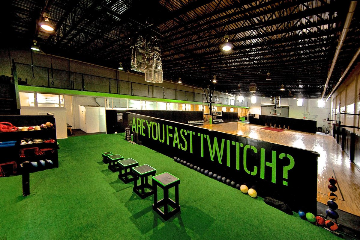 FastTwitch's tweet photo. @SPNetwork the largest most comprehensive facility in Miami #SPNnetwork http://t.co/SIozIaCql6