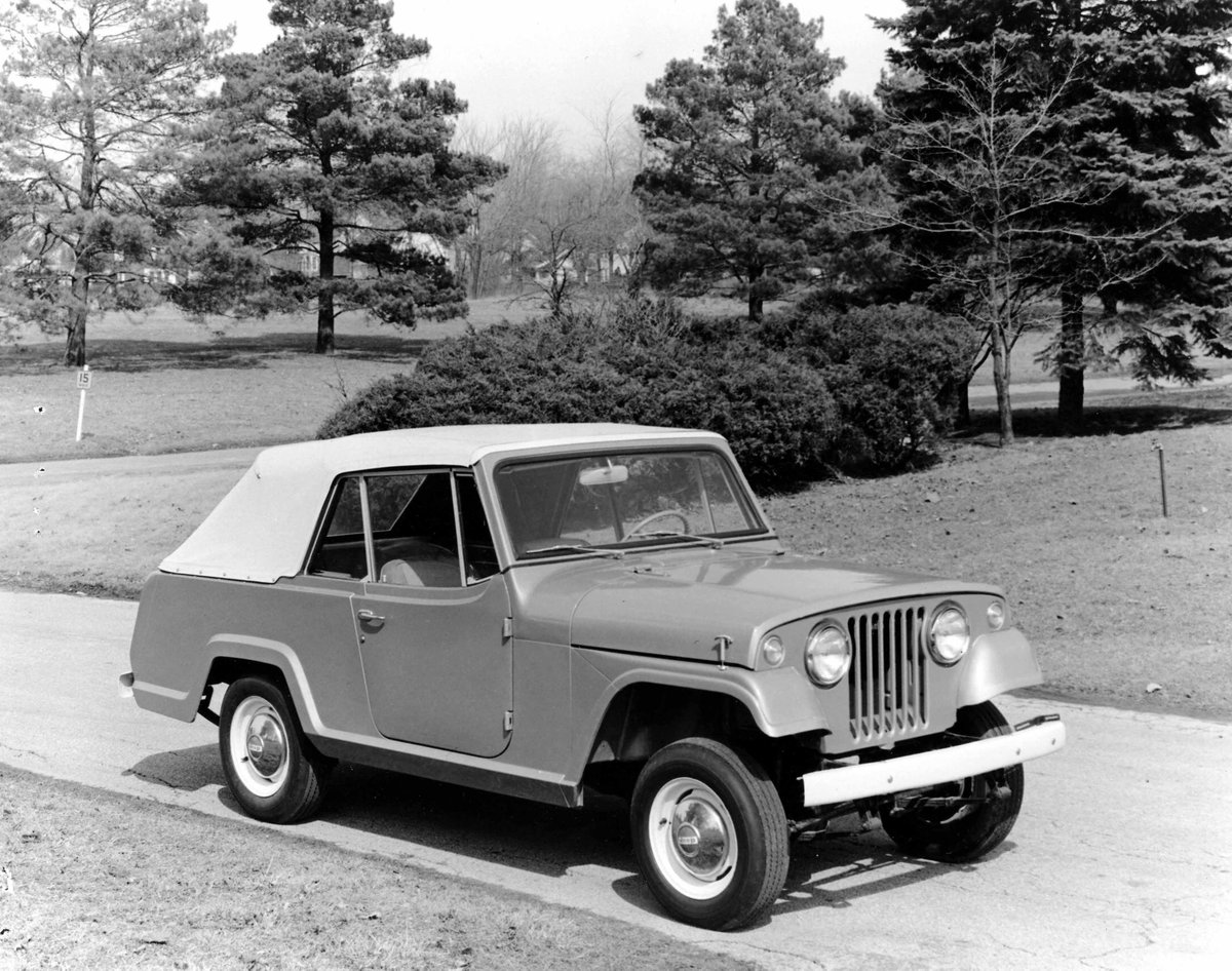 Throwback to the classic 1968 Jeepster! #TBT