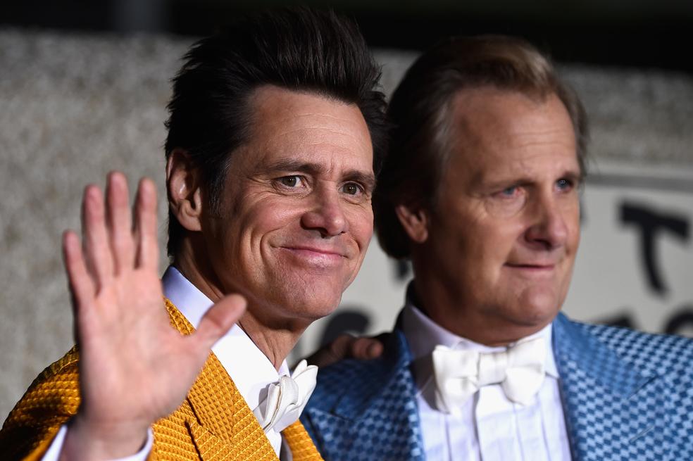 "Tontos y más tontos": vuelve lo más absurdo al cine  bit.ly/1oo7CvA