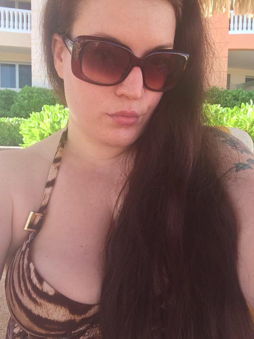 Beach time! http://t.co/xssmE81zrt<a href="/tag/asswednesday"class="tags"><span>#asswednesday</span></a><a href="/tag/panties"class="tags"><span>#panties</span></a>