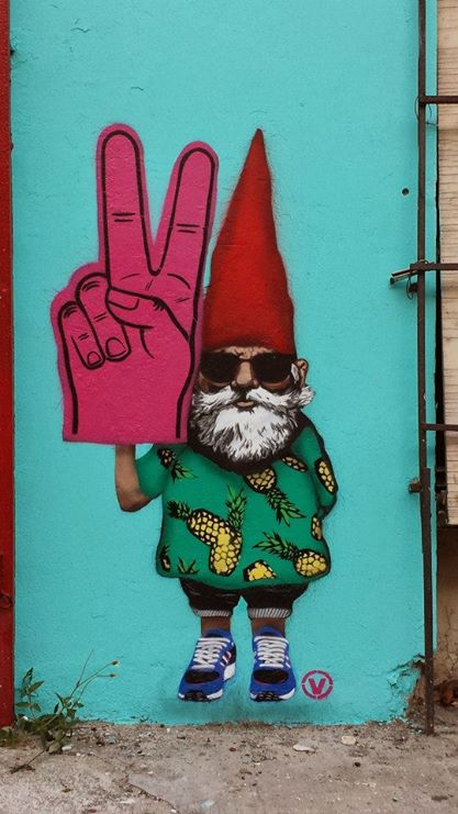 mun2access's tweet image. Awesome gnomes around San Juan?! Interview of the week: V de Vergara, the artist behind them! mun2access.com/?p=4817