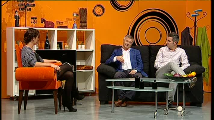 [VÍDEO] bit.ly/1s9Knkg <a href="/entradalliure/">Entrada Lliure</a> amb A.Pujol #CambraComerç i X.Arrojo <a href="/viucomerc/">V I U comerç</a> parlem <a href="/firadenovembre/">Fira de Novembre</a>