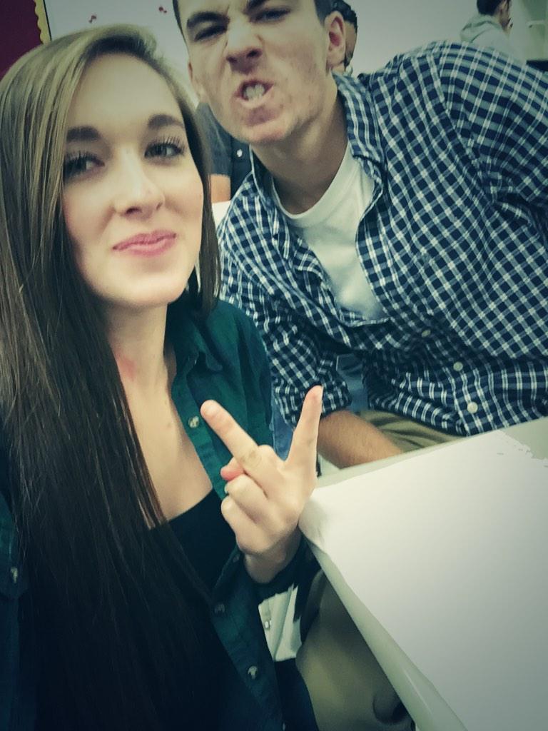 neumann_abbi's tweet photo. HAPPY BIRTHDAY!!!! @MitchellH015 #algebraswag http://t.co/x7PZiakHLG