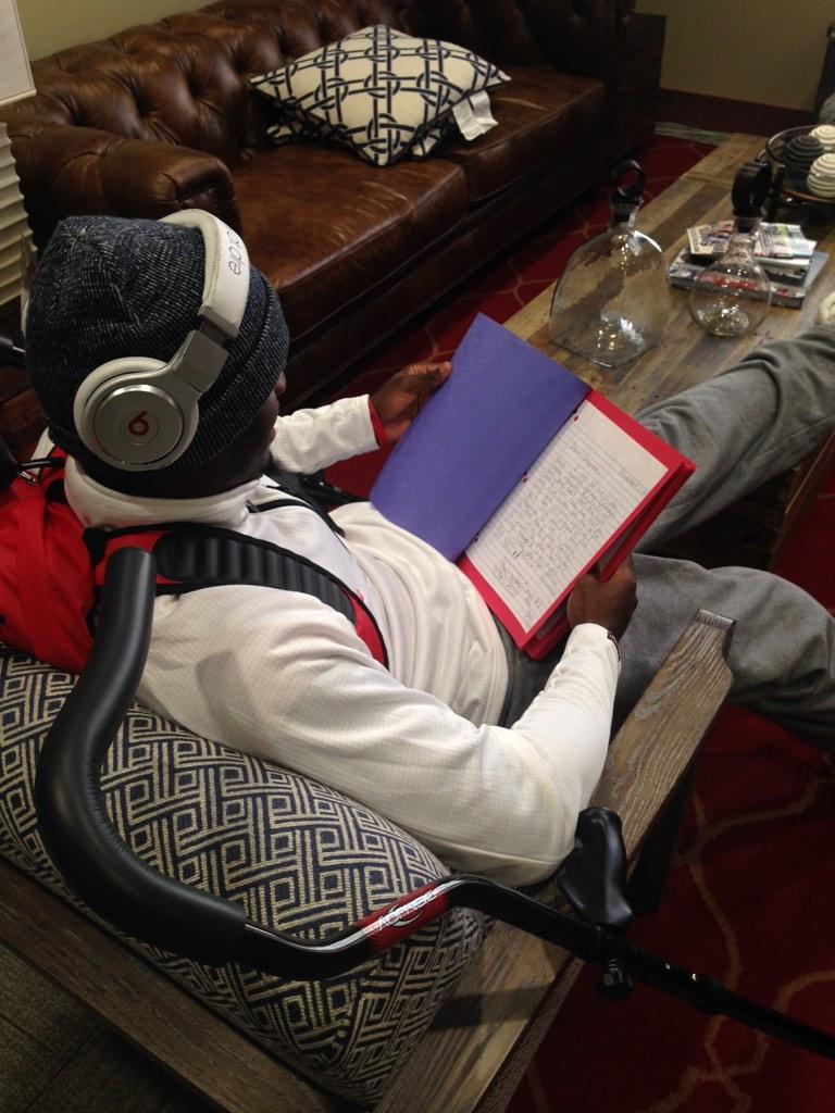 He's back!!! Headed to Classes. <a href="/SuccessfulQuon/">Laquon Treadwell</a> #StoppedByToSayHello #StudentAthlete #AwesomeLettersToLaquon