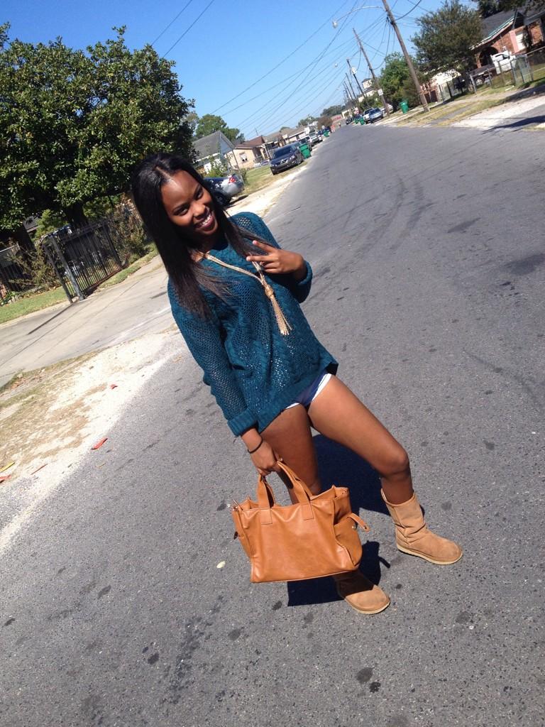 imboose_'s tweet photo. bout a week ago 😘 http://t.co/Ik7YJA6Rva