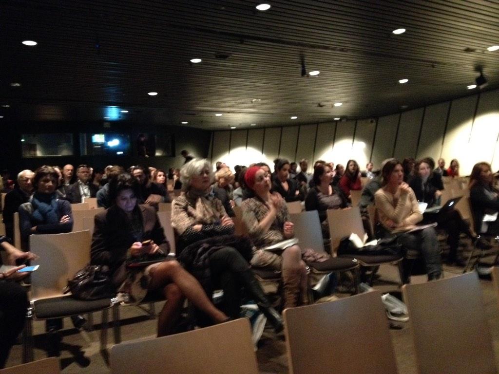 EuropaCity's tweet photo. Le public présent en nombre pour la présentation d'#EuropaCity au Forum des Projets Urbains #FPU2014 #urbanisme http://t.co/syCN1L6Zku