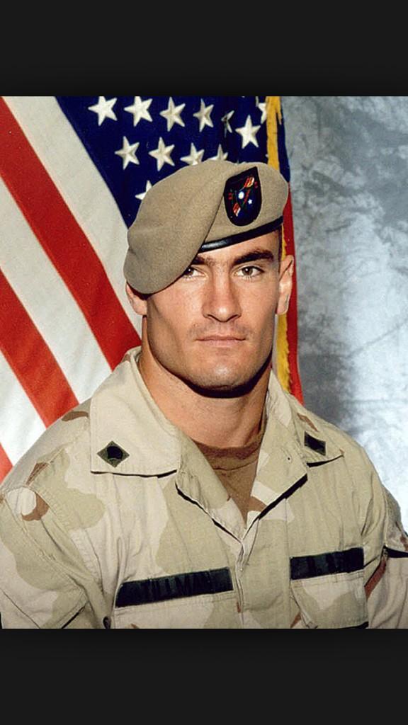 Big happy birthday to one of my true role models, Pat Tillman. If only everyone new what he did 