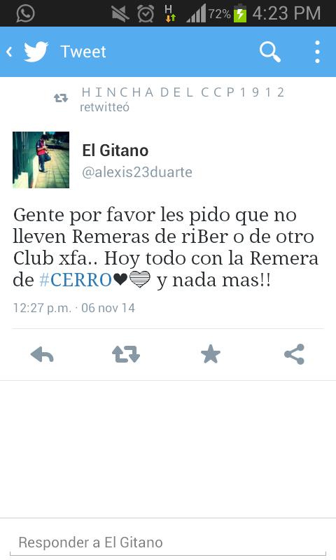 jorbello's tweet photo. Nivel de camaleón: ni cuando juega su propio club saben que camiseta llevar! #gigante jajaja http://t.co/12mSNFFIMx