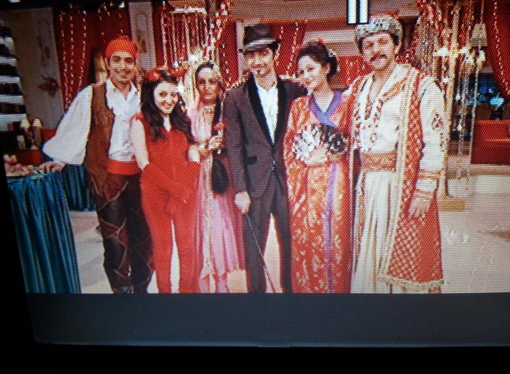 Embedded image permalink