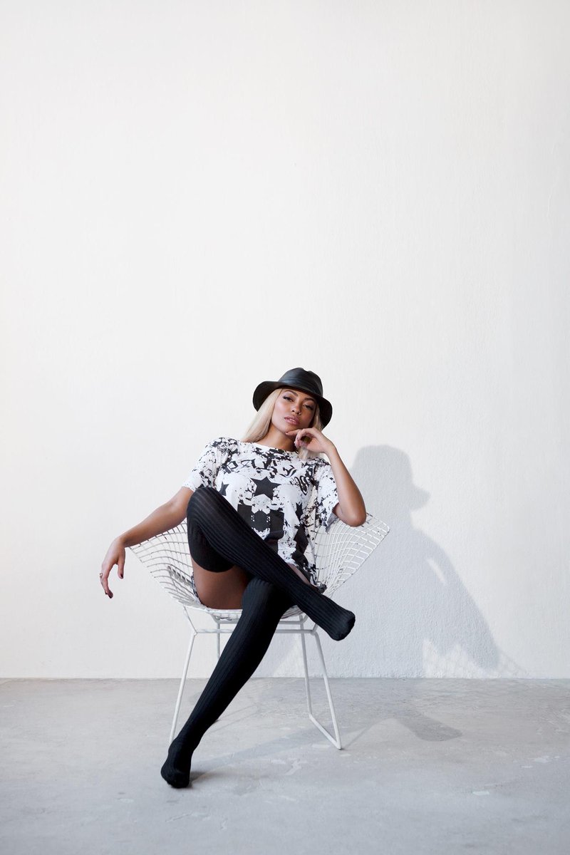 Get ready! @TennyOfficiel is coming … #ActionOuVerite