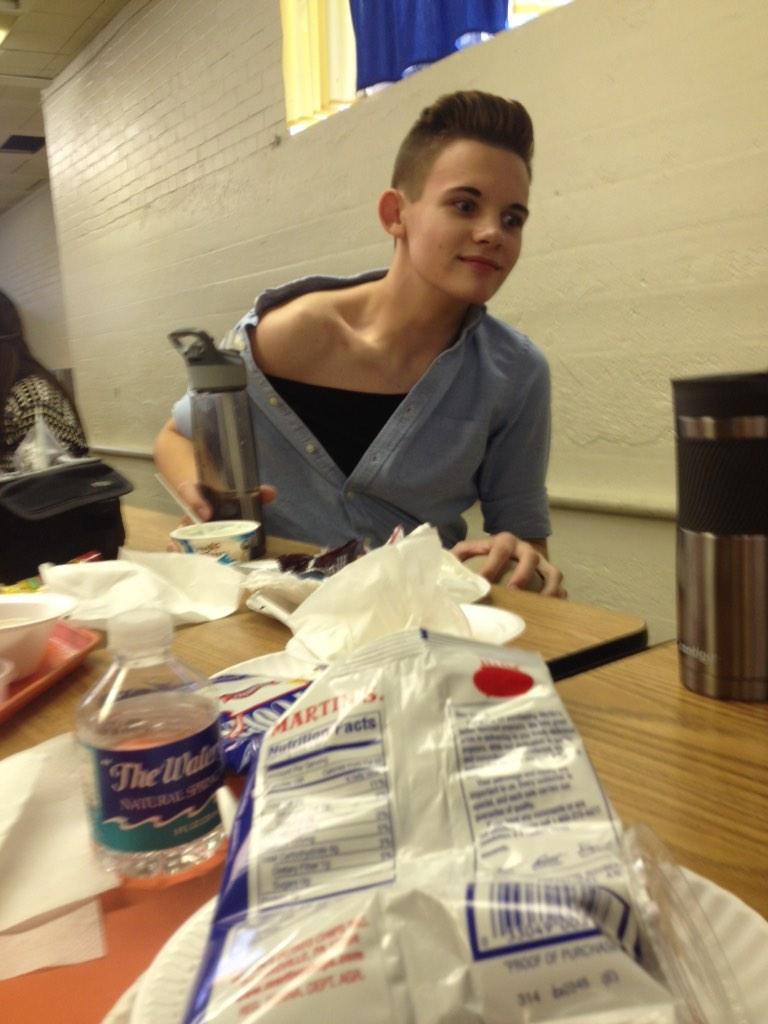 karis_maree's tweet image. I think Julian is going through menopause #heatflash