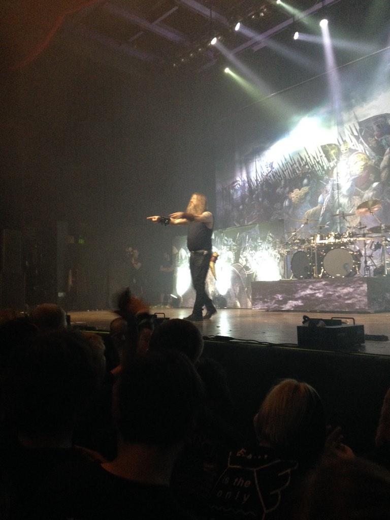 FallingForeverX tweet picture
