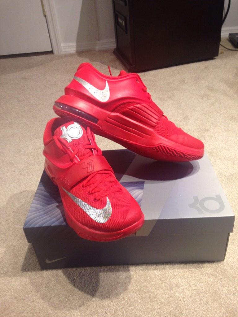 _AlexxD's tweet photo. β@Allan3Martinez: I think I'm in love π #TeamSoowoo #AboutToGetBucketsInThese #OrIsThatTooCocky? http://t.co/3L7oeII2y3β πππ