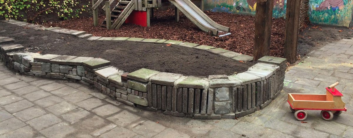 Jorika_E's tweet photo. Wie heeft tips voor wintergewas om nu te planten/zaaien?? Voor onze moestuin. http://t.co/ciQZcs6svC