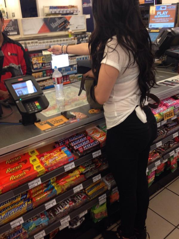 5harmonyOrgasm's tweet photo. Lauren  Jauregui  #votefifthharmony http://t.co/4OZLMUs44p