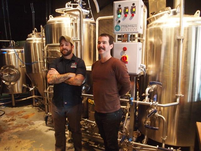 Excited to announce new brewers and crowlers to-go from our Brewery! caskandlarder.com/new-brewers-cr…