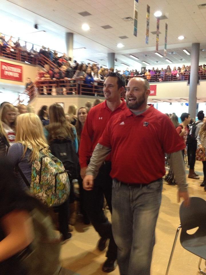 isdMarne's tweet photo. Good luck Coach Vossen and the entire North football team! #beatrosemount http://t.co/tx5MYdLxu2