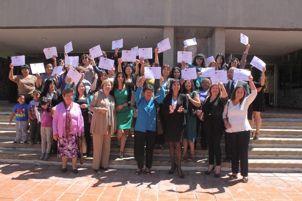 Intendenta Hanne Utreras resalta beneficios de la educación para el desarrollo de la mujer <a href="/RegionActiva/">RegionActiva</a>