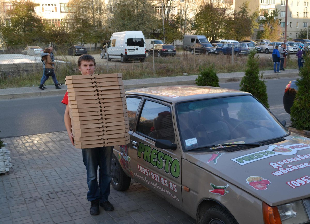 VarnellJake's tweet image. Престо піца Луцьк - для сильних апетитом!